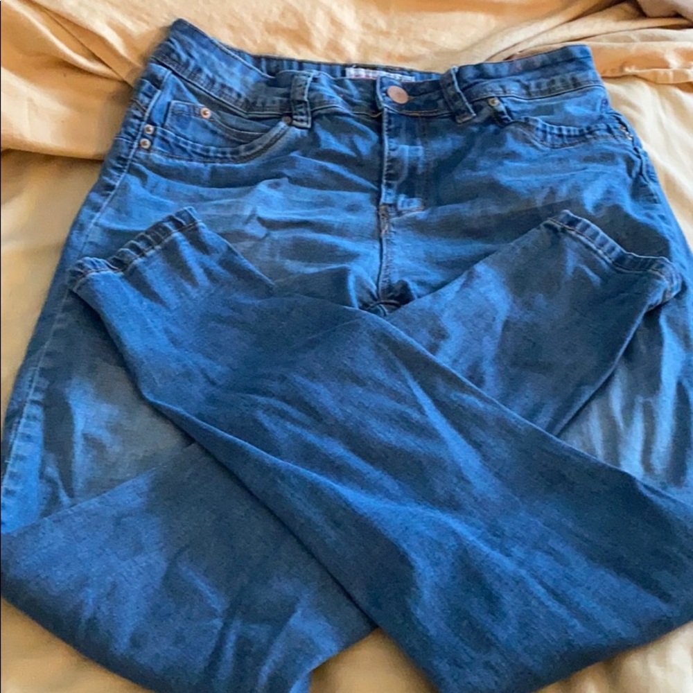 Mid rise skinny jeans
